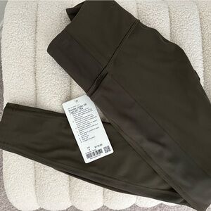 Brand New Wunder Under Tight